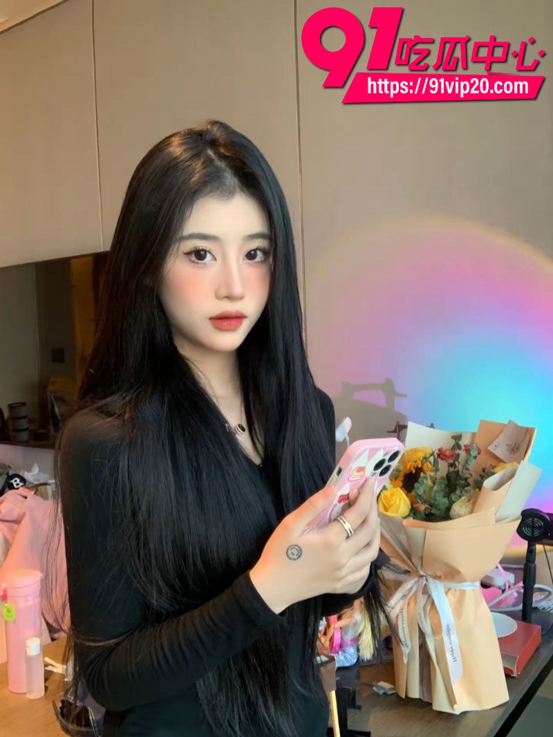 云南昆明饥渴美女陈佳鑫酒店约炮1 云南昆明饥渴美女陈佳鑫酒店约炮1