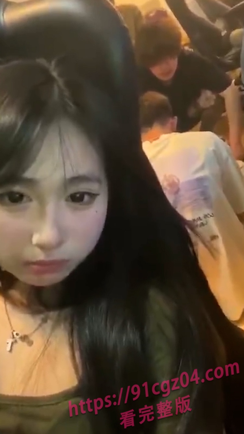 造女生黄谣 2