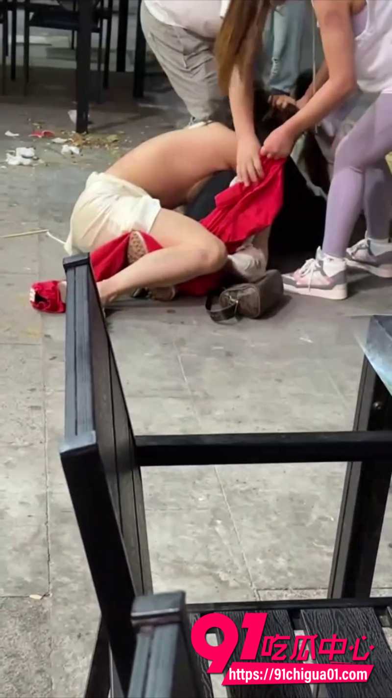 原配怒打小三7 原配怒打小三7