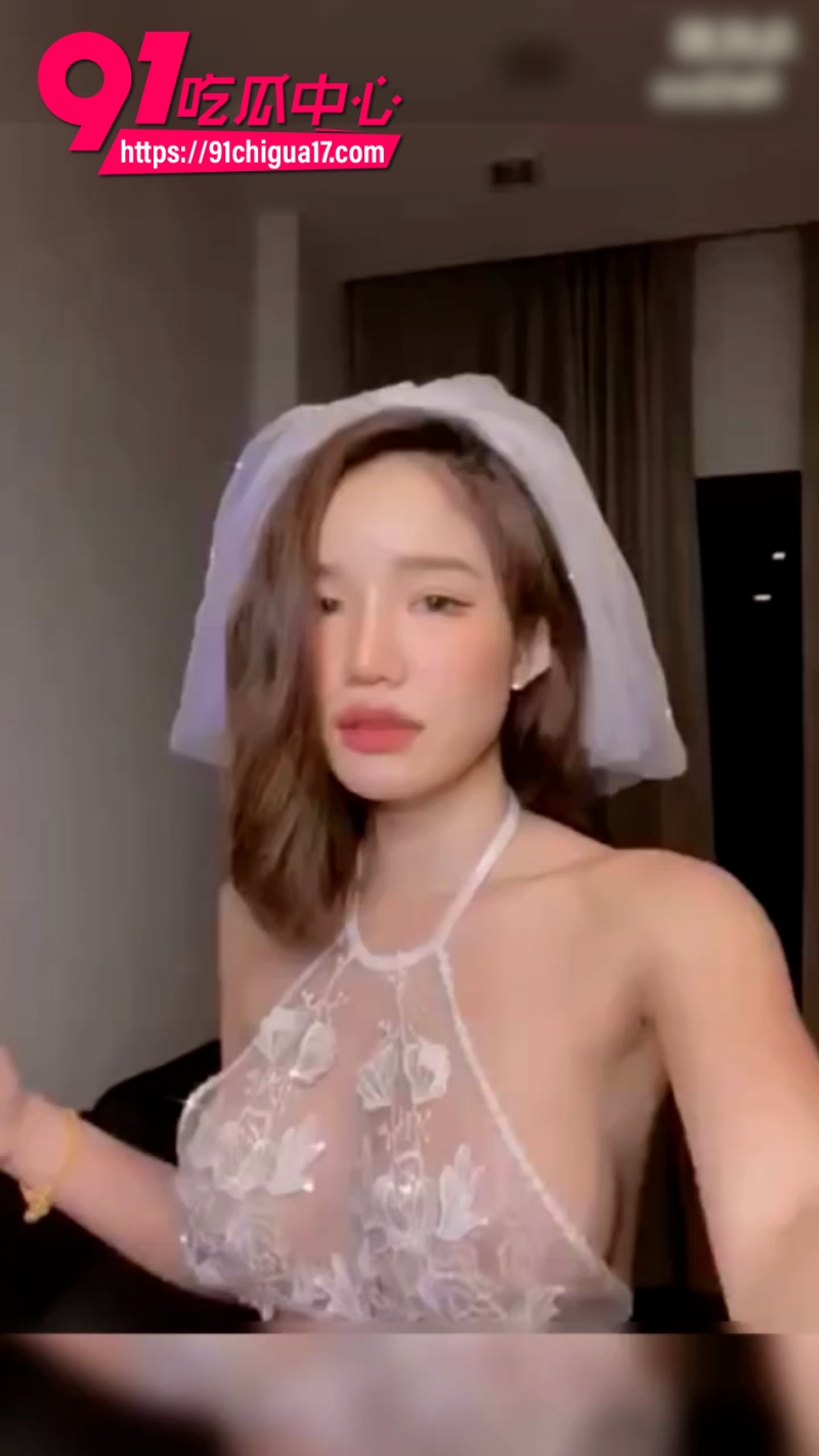 泰国环球小姐佳丽苏帕妮 定制裸舞福利 性感身材堪称极品炮架