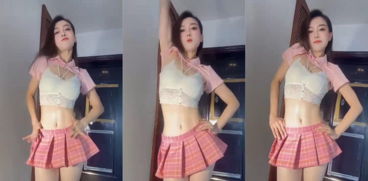 抖音32岁熟女小鸽子露脸福利 黑丝透视睡裙翘臀后入狼牙套猛插 骚穴汁水四溅揉奶浪叫浴室湿身舌舔超骚