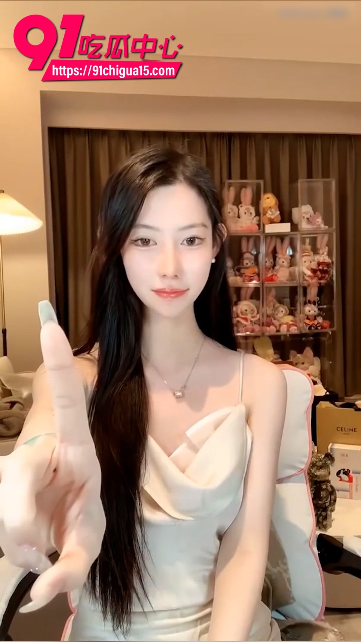 抖音最新闪现合集各种骚浪小姐姐变着花样擦边4