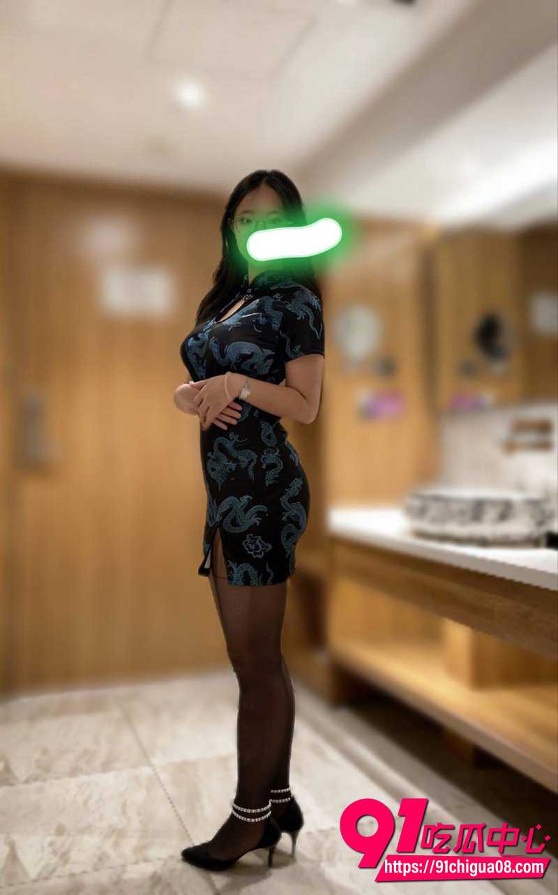 1抖音爆乳眼镜婊 2