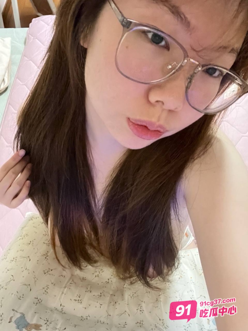 独家曝光！日本留学生朱淑慧出轨和别人暧昧 无缝衔接太贱了！