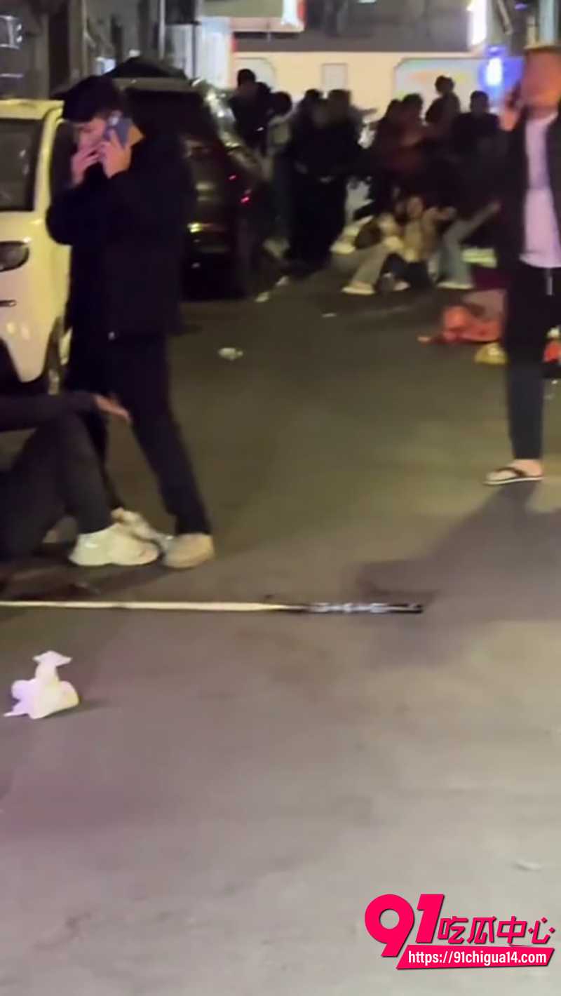 广州太和夜市绝症男报复社会 6