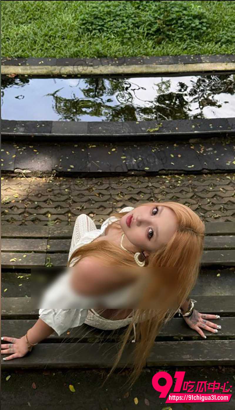 抖音60万粉丝网红成美男  2