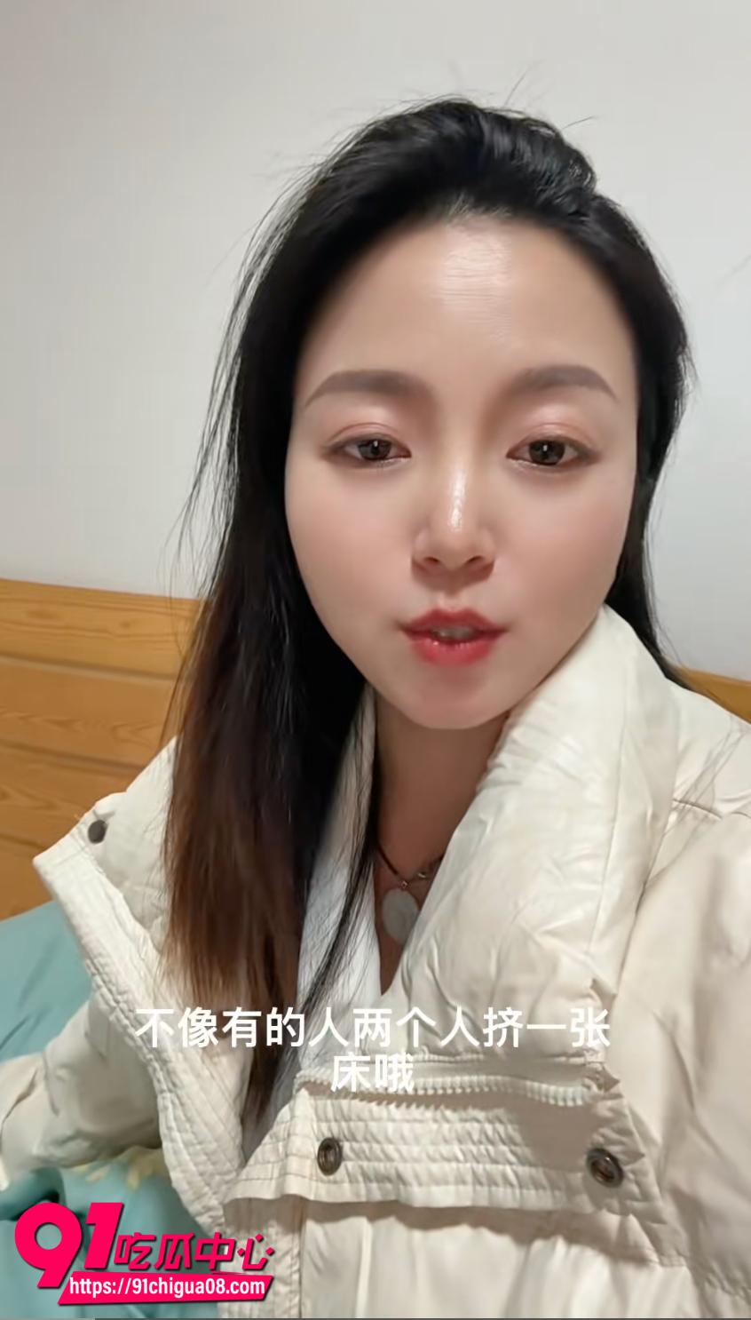 小燕阿姨一对一约炮4 小燕阿姨一对一约炮4
