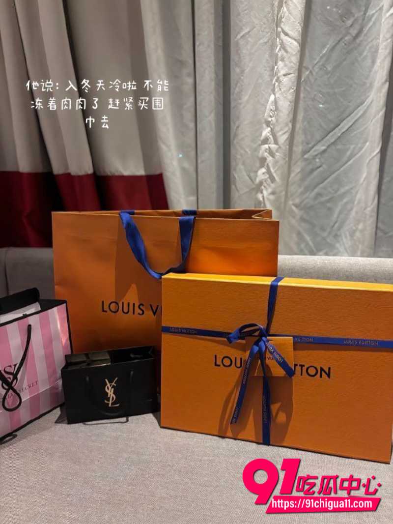 07年极品反差拜金婊曝光16 07年极品反差拜金婊曝光16