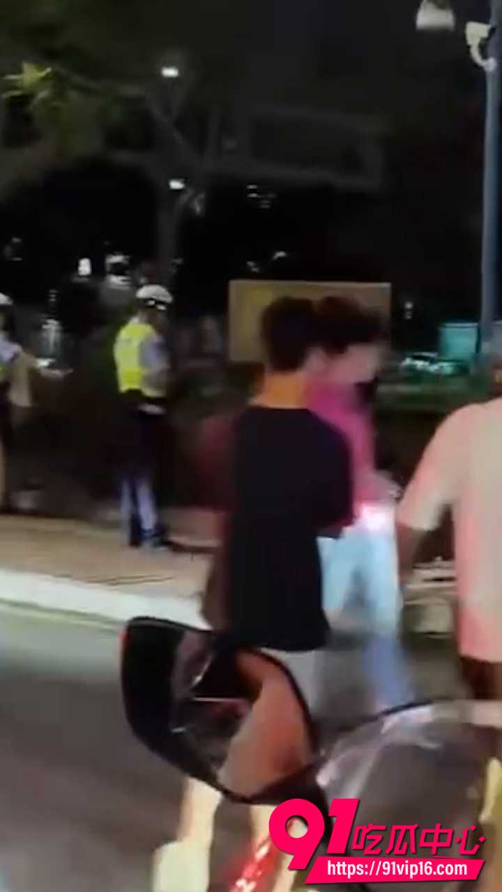 精神小妹打架视频4 精神小妹打架视频4