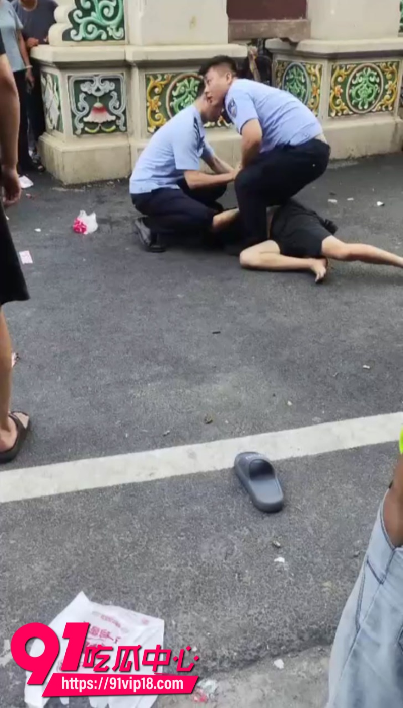 普宁流沙西陇万泰汇持刀伤人事件现场画面曝光4