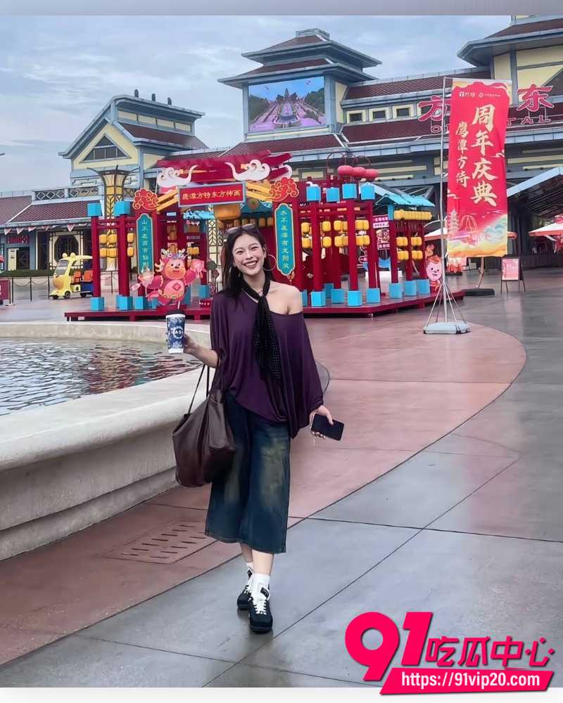 江西鹰潭服装网红路人仙子 35