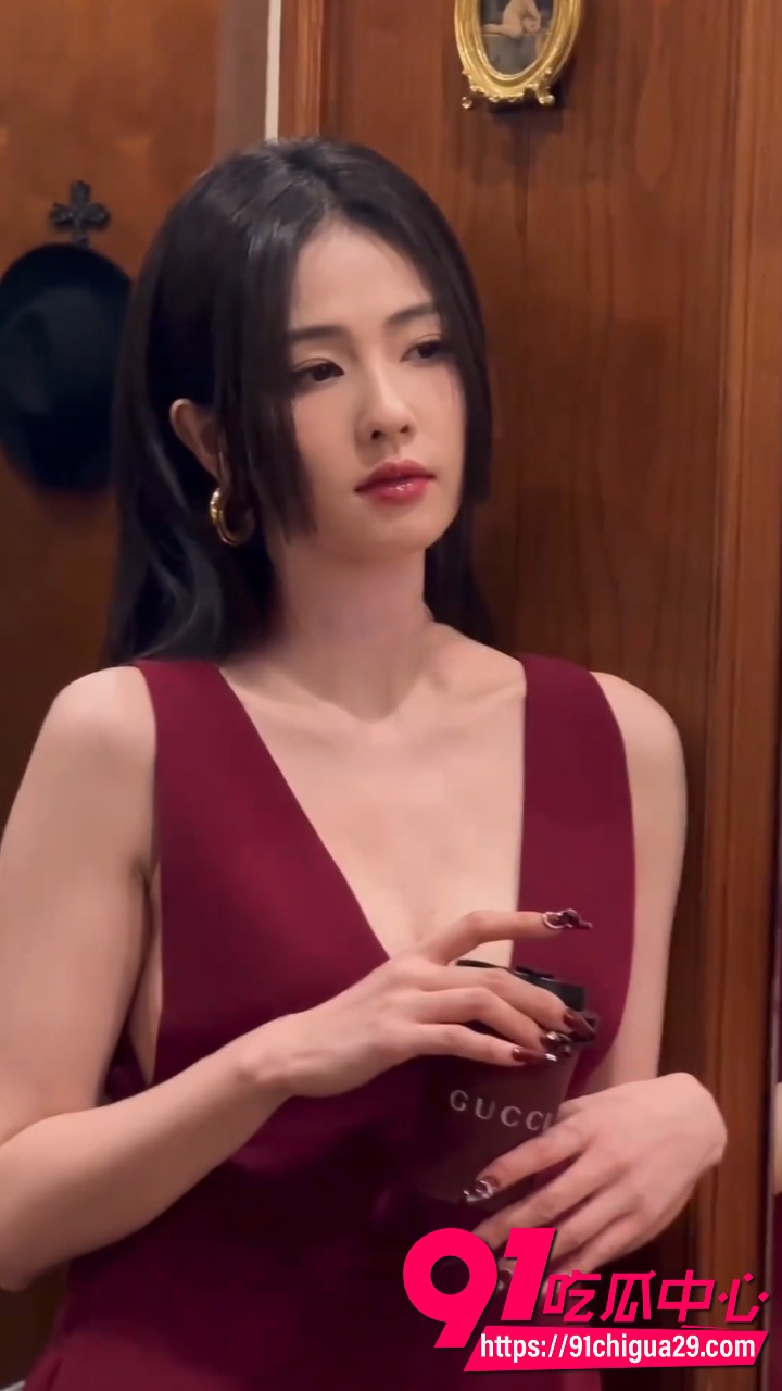 AI脱衣骚货明星白鹿1