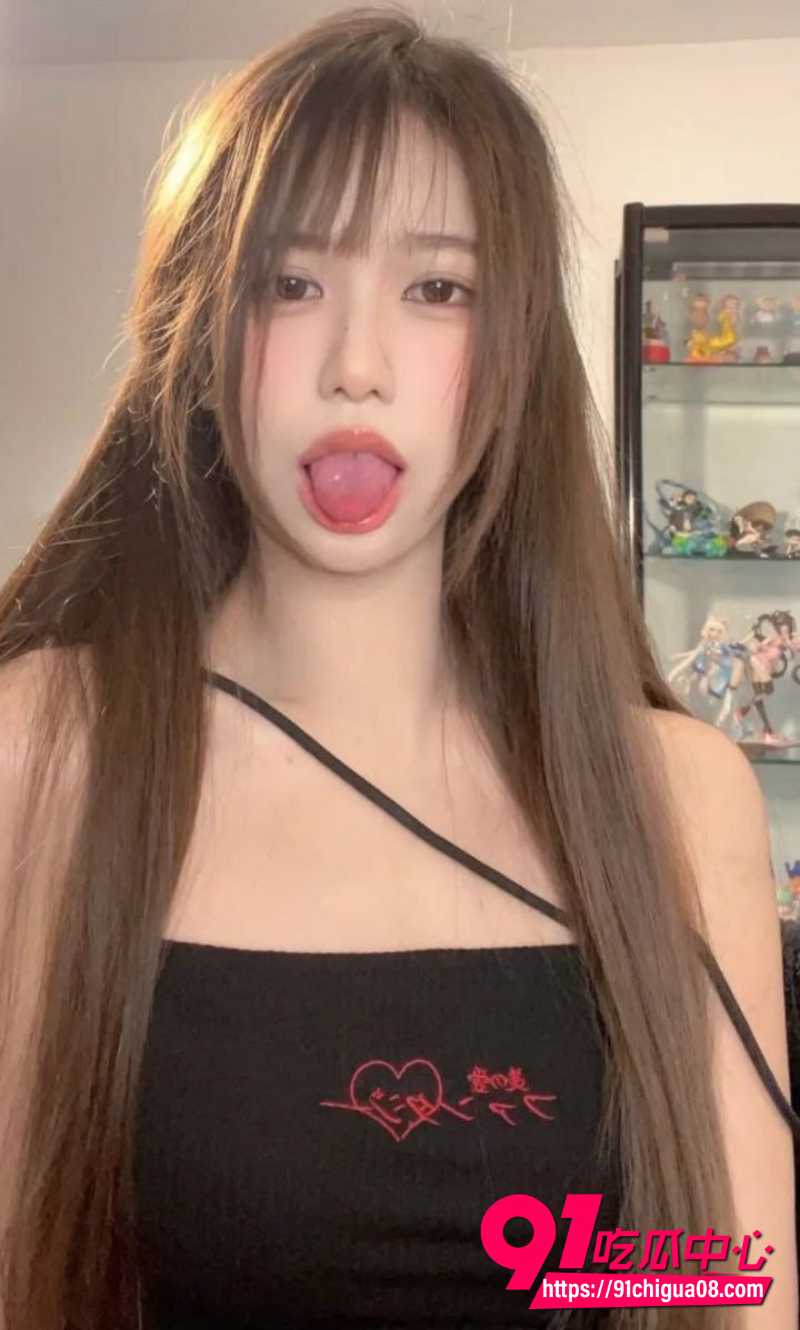 无锡职业技术学院高颜值学生少女 靠绿帽男友裸照露出爆火 傍上金主爸爸后甩掉前任!