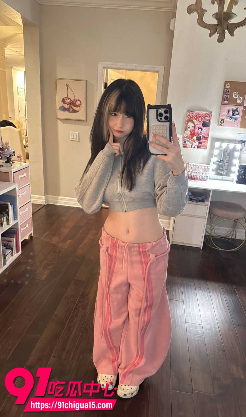 推特福利姬小萝莉smeeps定制福利3 推特福利姬小萝莉smeeps定制福利3