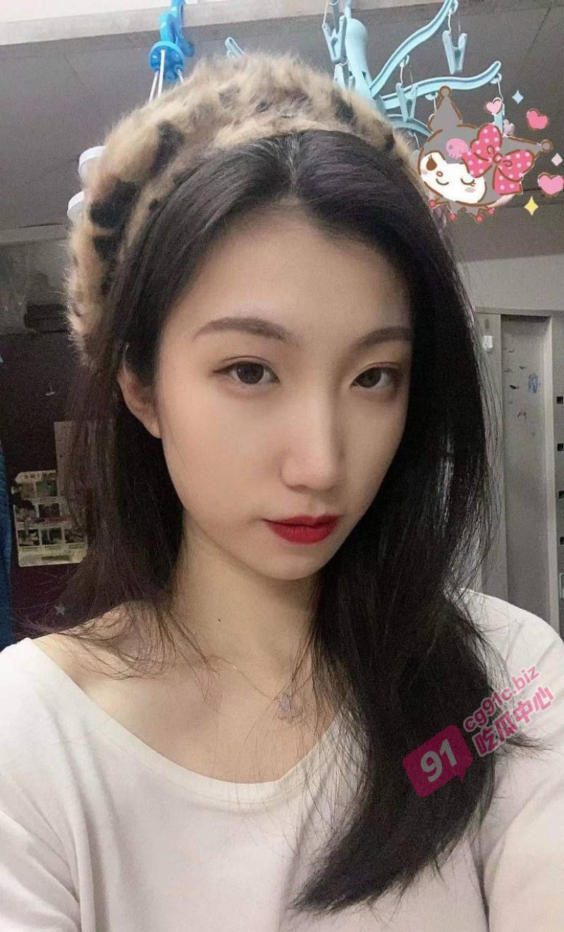 中国音乐学院王雨辰做爱视频泄露～被前男友大力抽插操到痉挛 对着镜头欣赏自己卖弄风骚