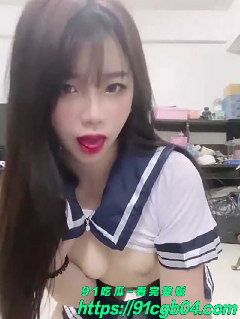 122 122