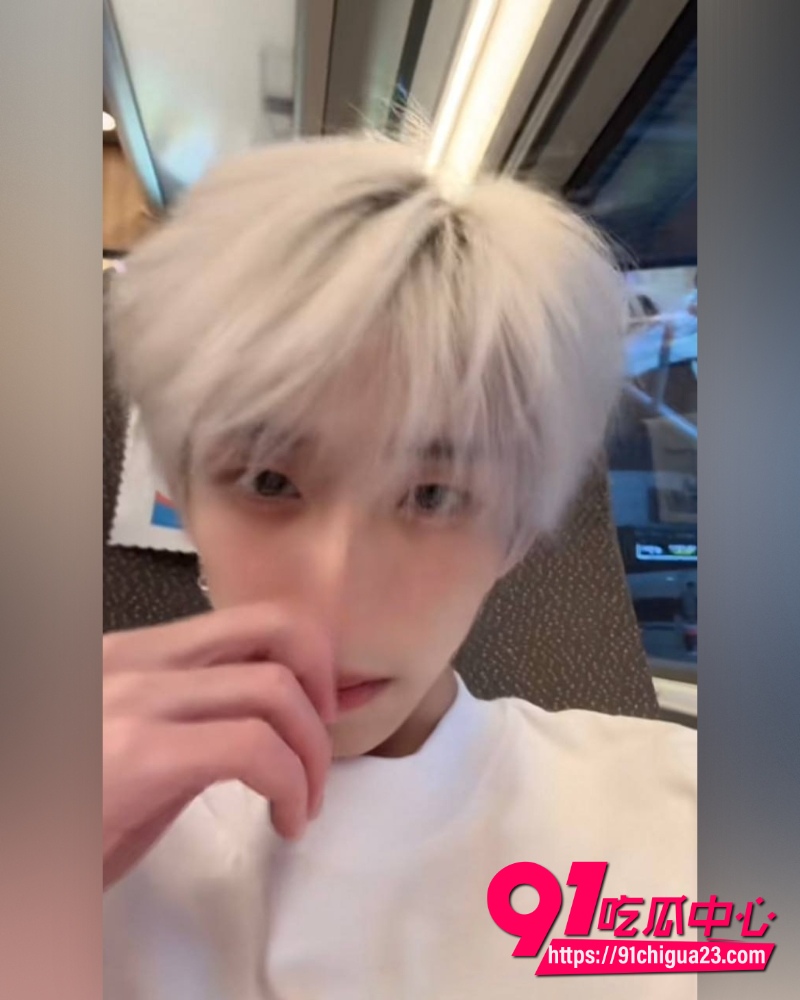 抖音男网红罗琰泽 39