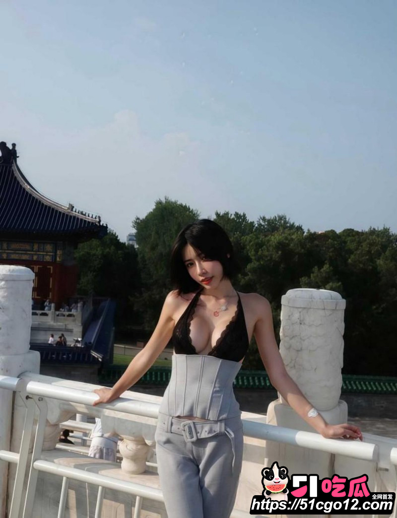 台湾女游客网黄艳照被挖04