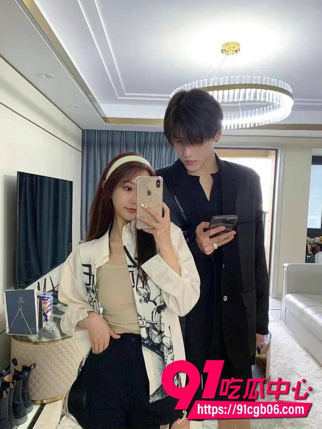 女网红慎婕劈腿闺蜜前男友被男友捶上热搜31