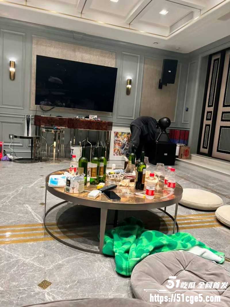 司晓迪曝光鹿晗关晓彤恋爱期间多次约炮029 司晓迪曝光鹿晗关晓彤恋爱期间多次约炮029