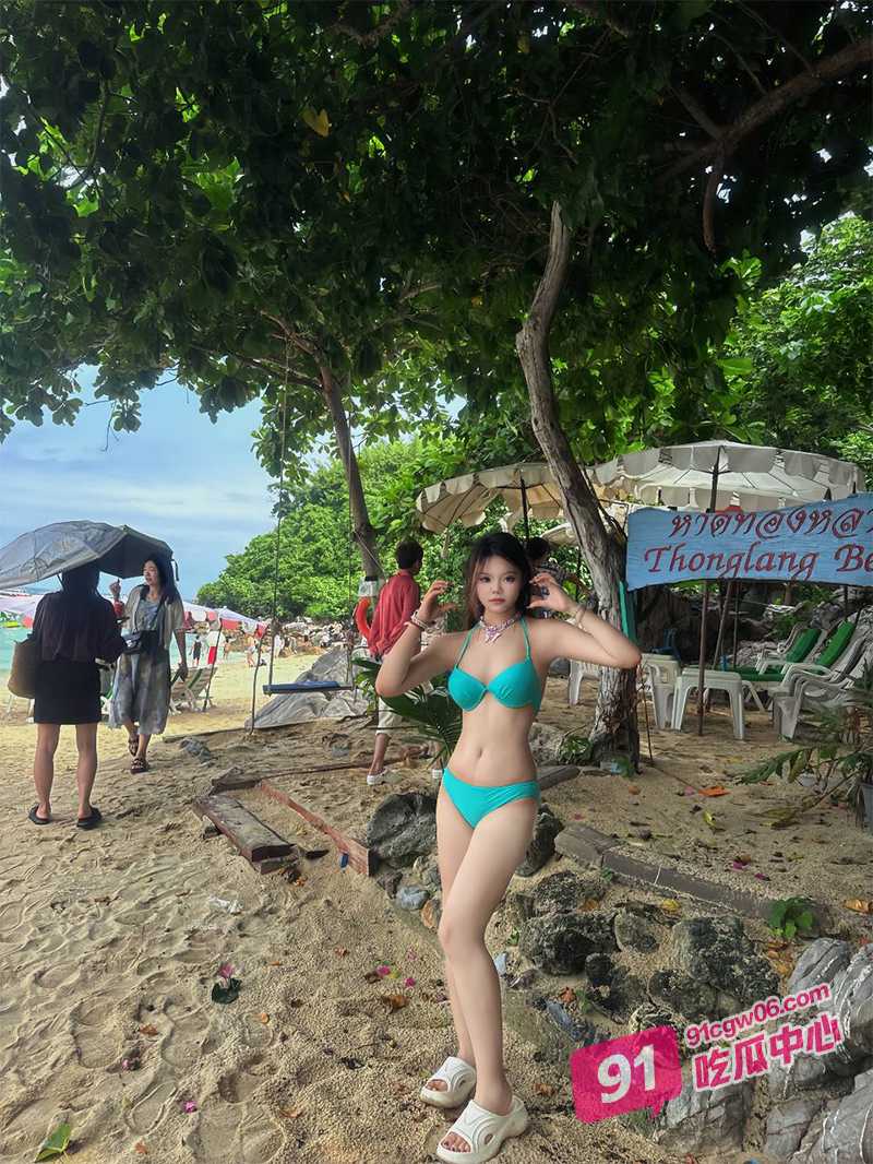 野模LiLi 史无前例大尺度私房写真 臀骚穴摆弄各种撩人姿势 唯美画面让人面红耳赤！ 配图3