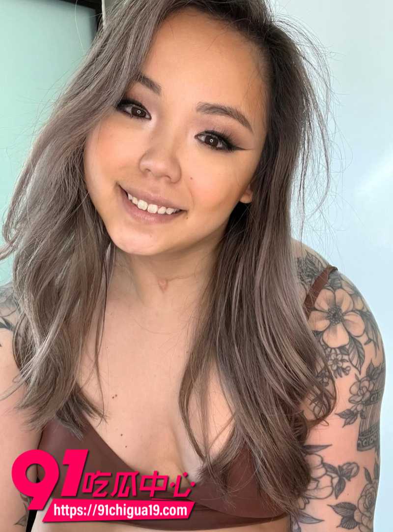 INS女模特Amethyst与前男友自拍性爱视频流出8