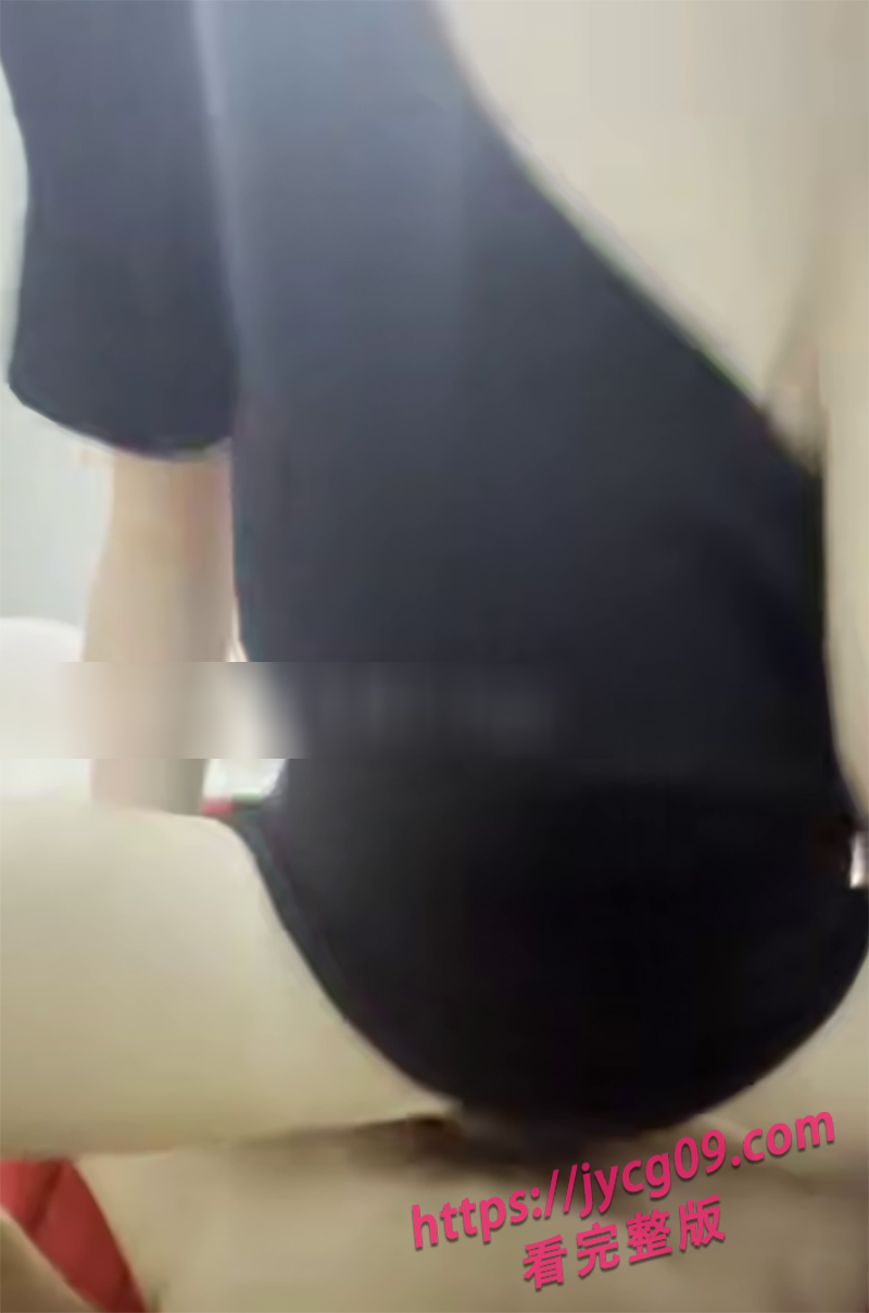 海角姐弟乱伦 周末和姐姐单独在老家！忍不住欲火粗暴强上！