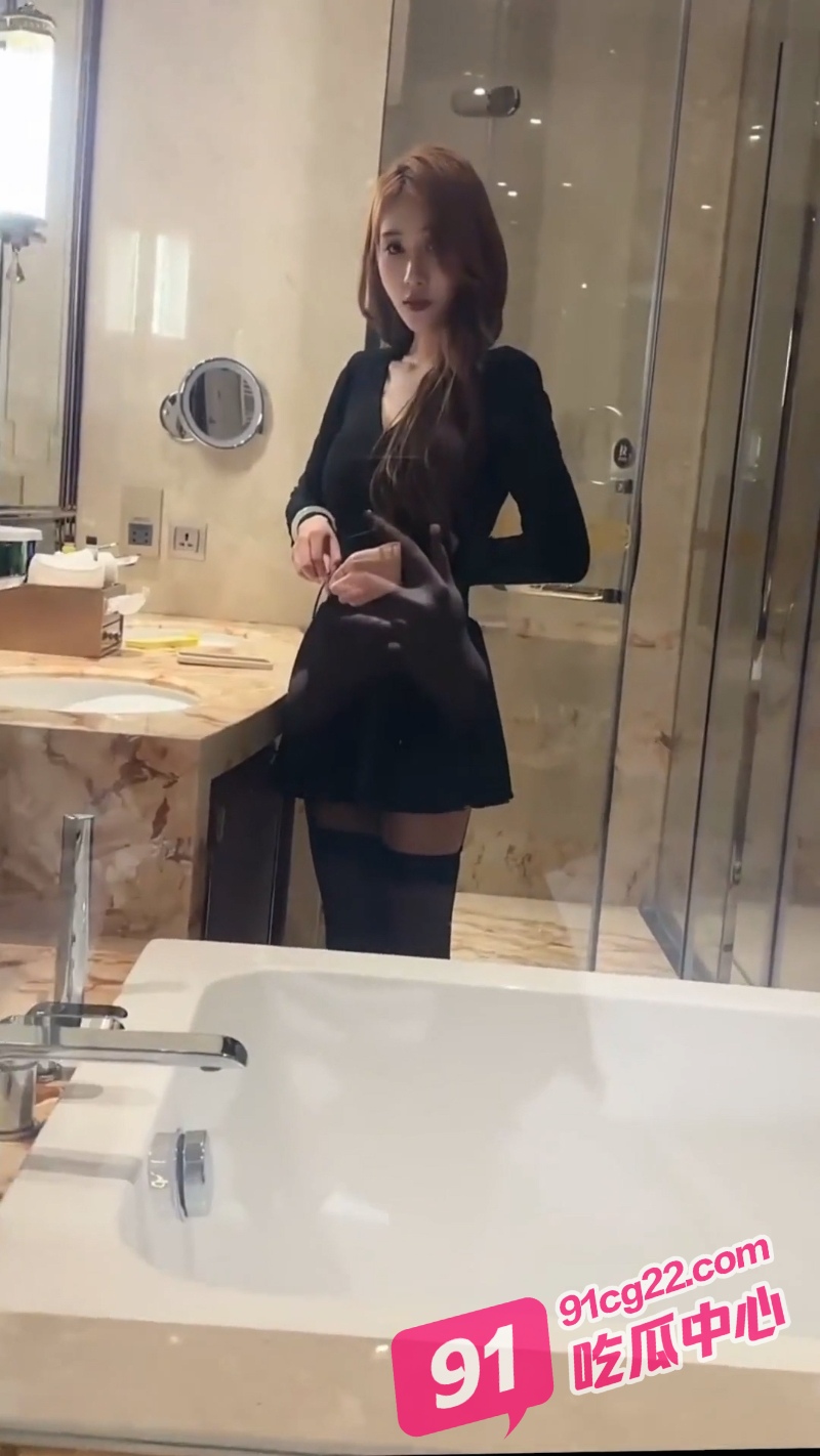 3_W_800px.jpg