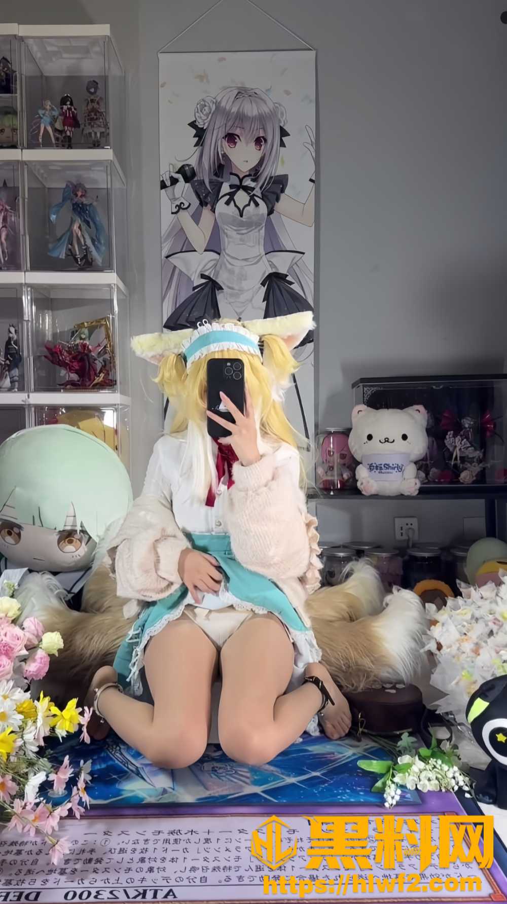 推特二次元福利姬 白栎Shirly 新作COS铃兰 玉足美臀极致诱惑 足控福利天花板