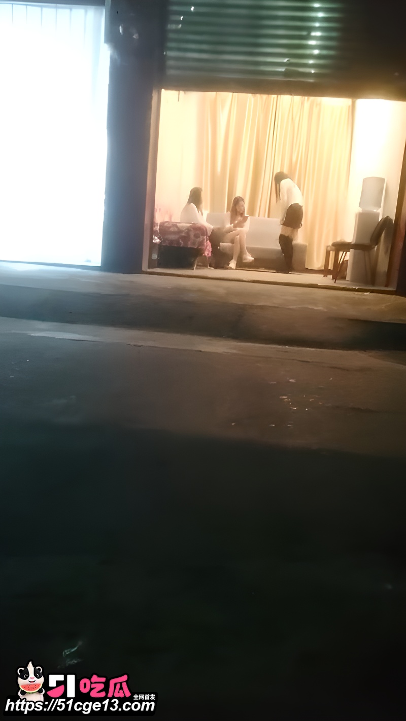 城中村嫖娼偷拍 4 城中村嫖娼偷拍 4