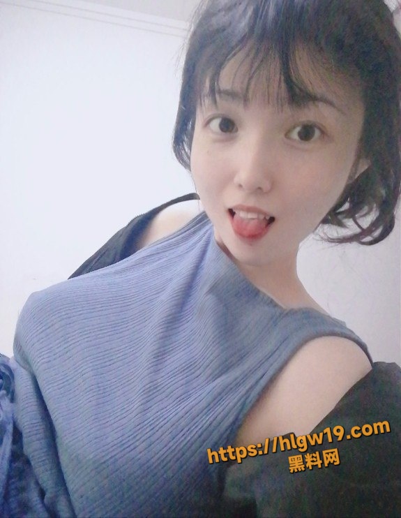 P站越南素人妹子 EricaHand 自慰视频合集 各种器物虐穴 玩菊花窥子宫 自慰喷水捣弄白浆！