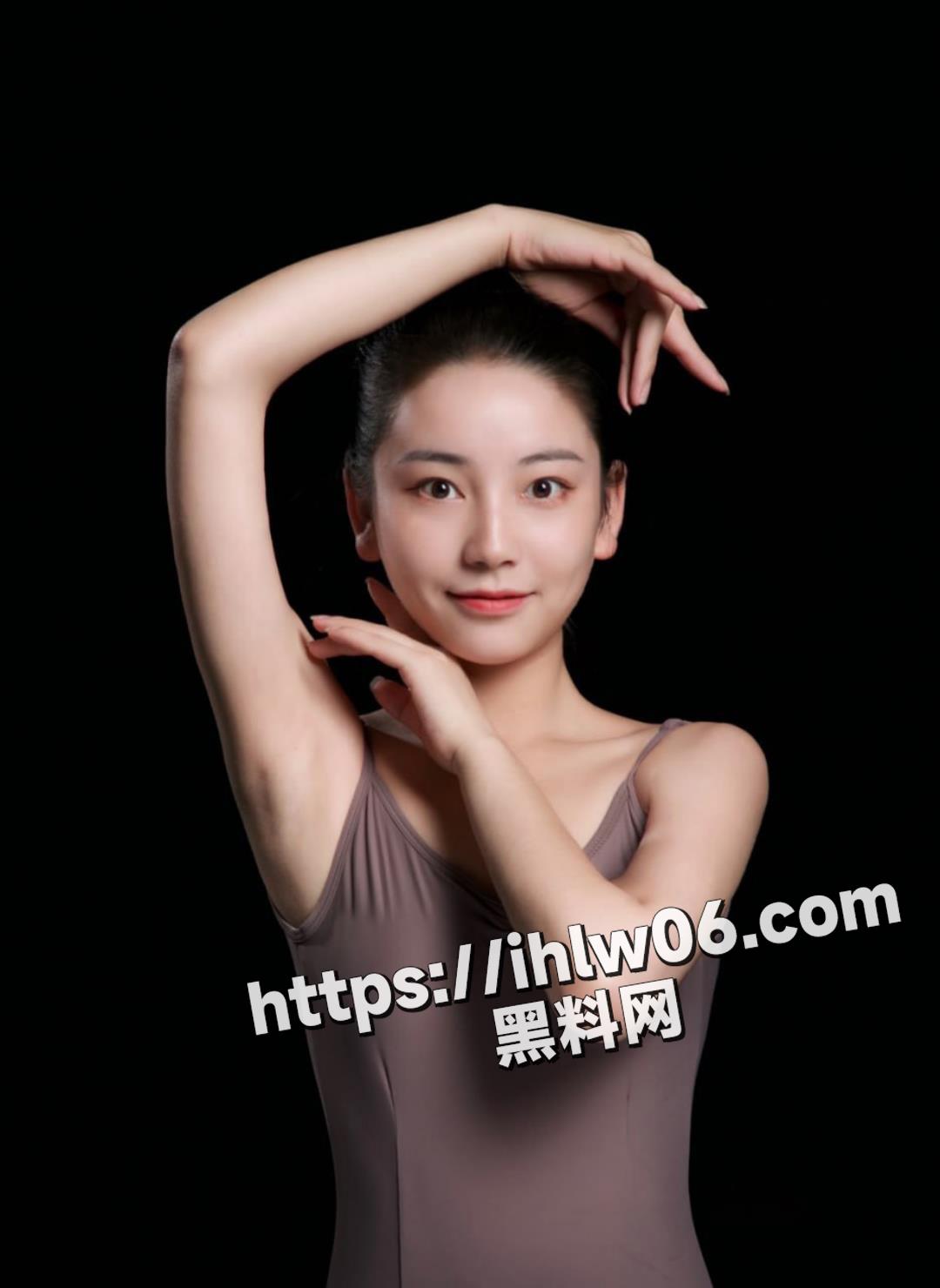 重磅大瓜！广西艺术学院美女舞蹈生和金主爸爸之间的私密视讯被曝光