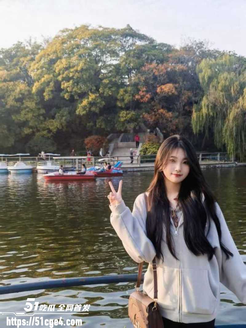 山东青岛女教师薛柏杉 5 山东青岛女教师薛柏杉 5