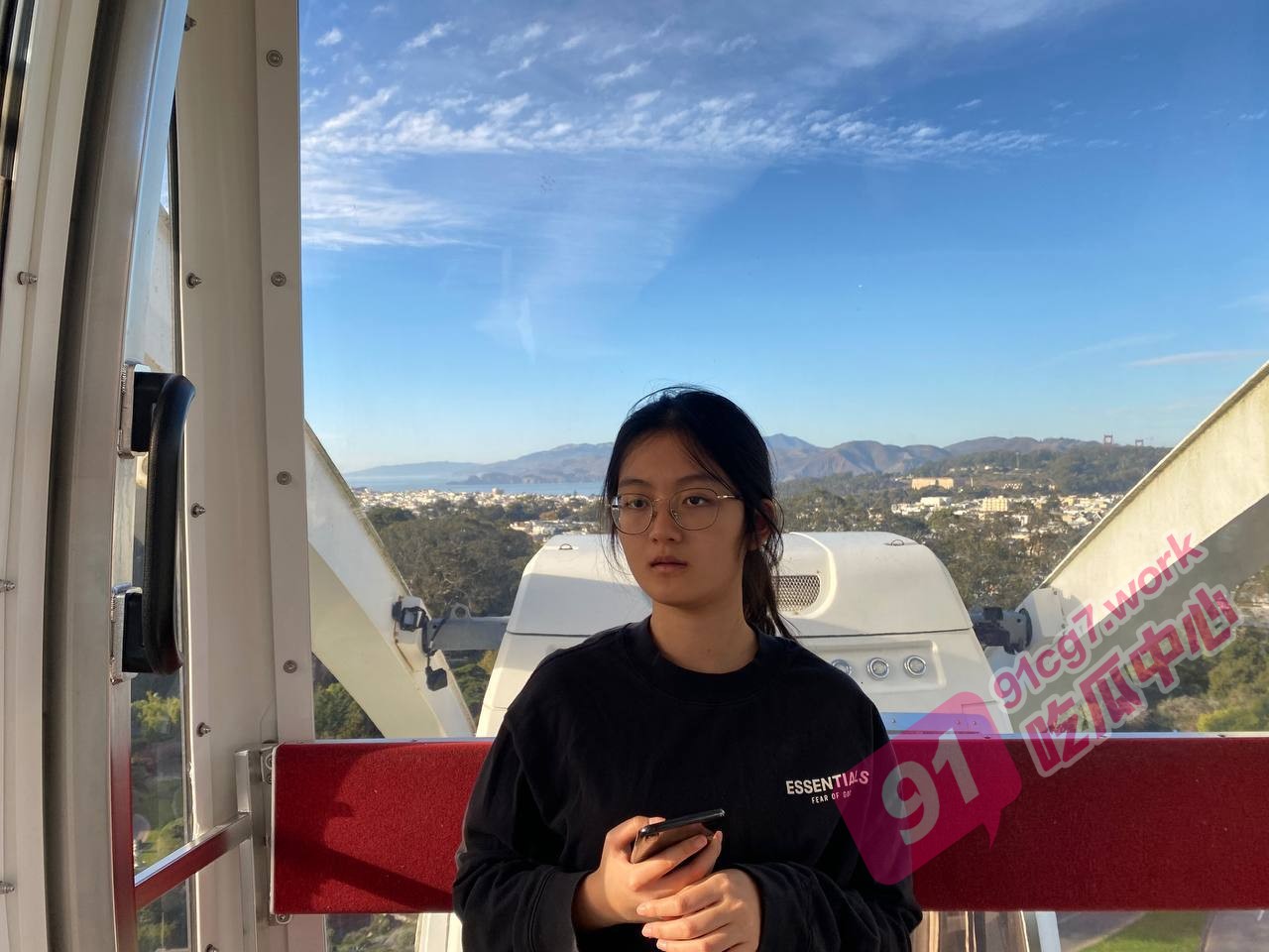 浙江眼镜妹秦悦 与男友怼脸拍摄激情性爱 眼镜妹果然够骚