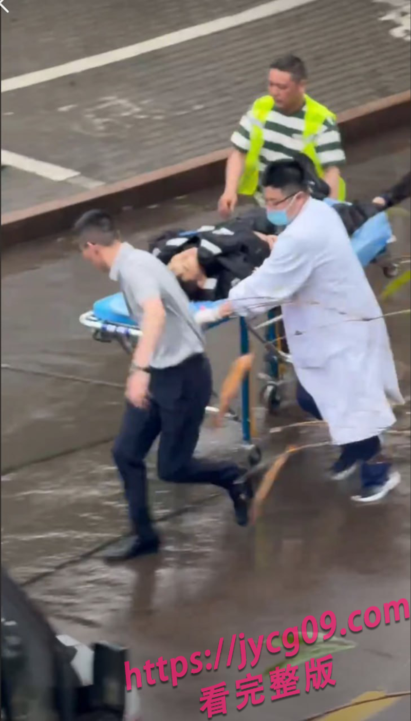 台州惊现枪击案？网传特警遭袭倒地 现场血迹斑斑！ 配图5