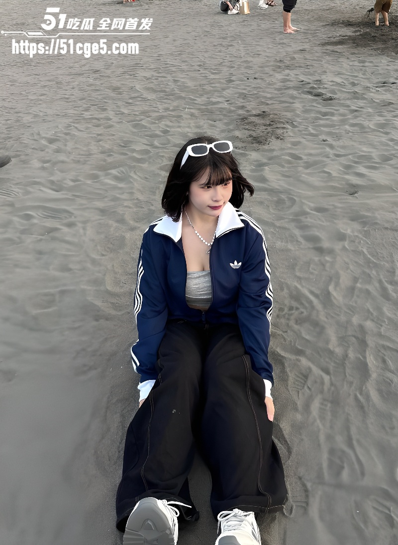 齐刘海巨乳小网红欣妤 3