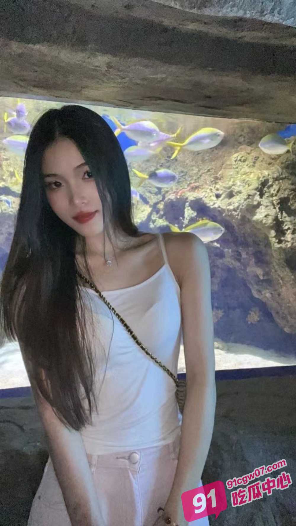 河北张家口职业学院王静怡为虚荣心倒贴学生会长 成为其屌下精盆！ 配图