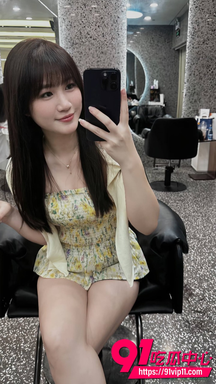 幼儿园女老师卢语曦知三当三8