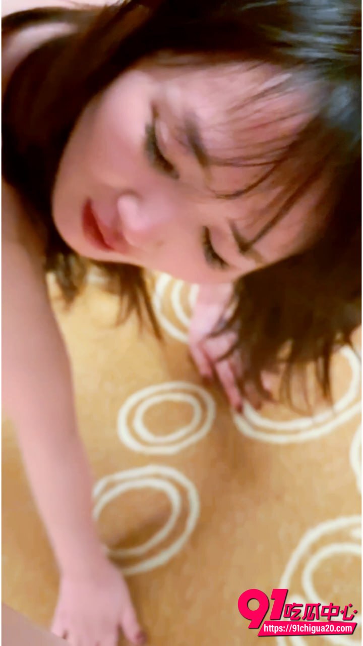 辽宁人妻群P性爱视频1