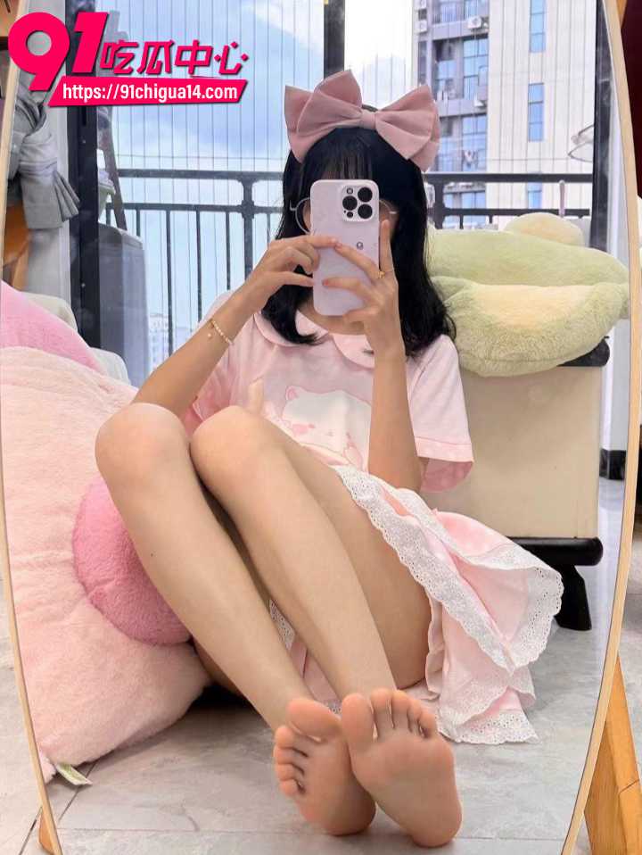 抖音小网红萌梨梨换号继续卖逼3