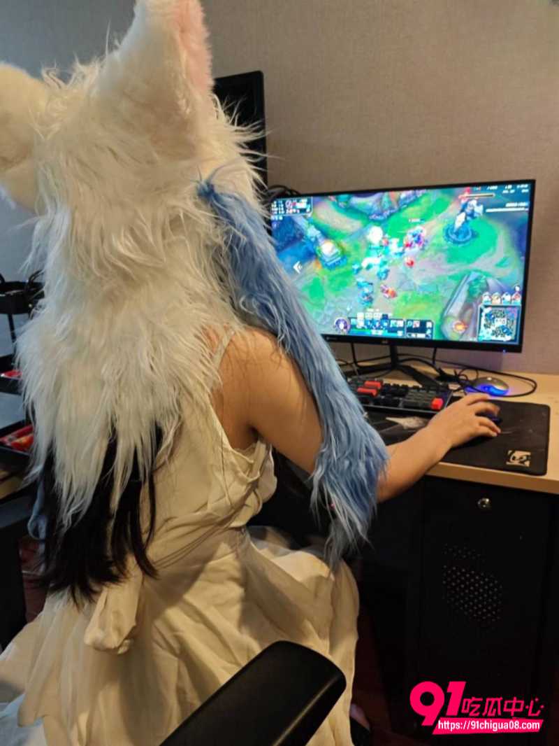 海角社区我妹有点骚 3 海角社区我妹有点骚 3