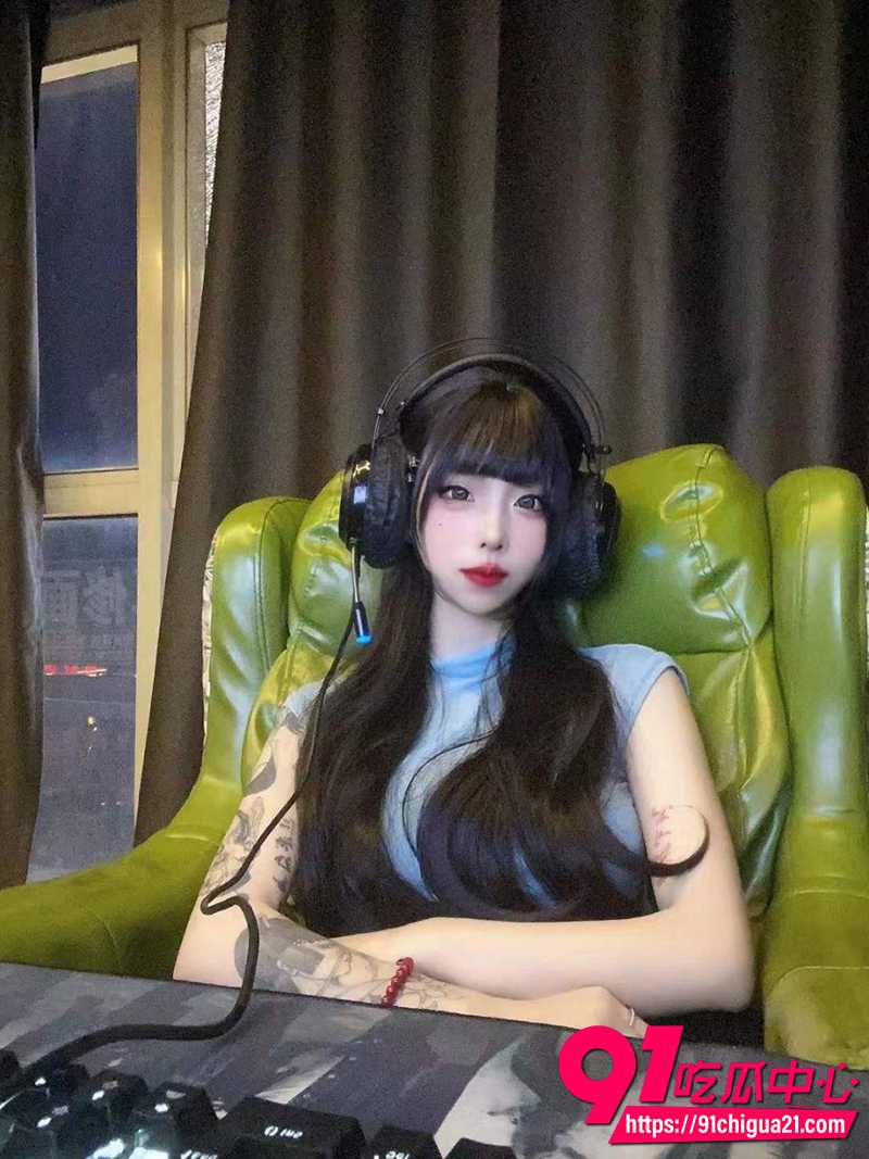 抖音万粉网红沐沐不吃姜 不雅视频性爱流出 女上位猛摇榨精娇喘可射！
