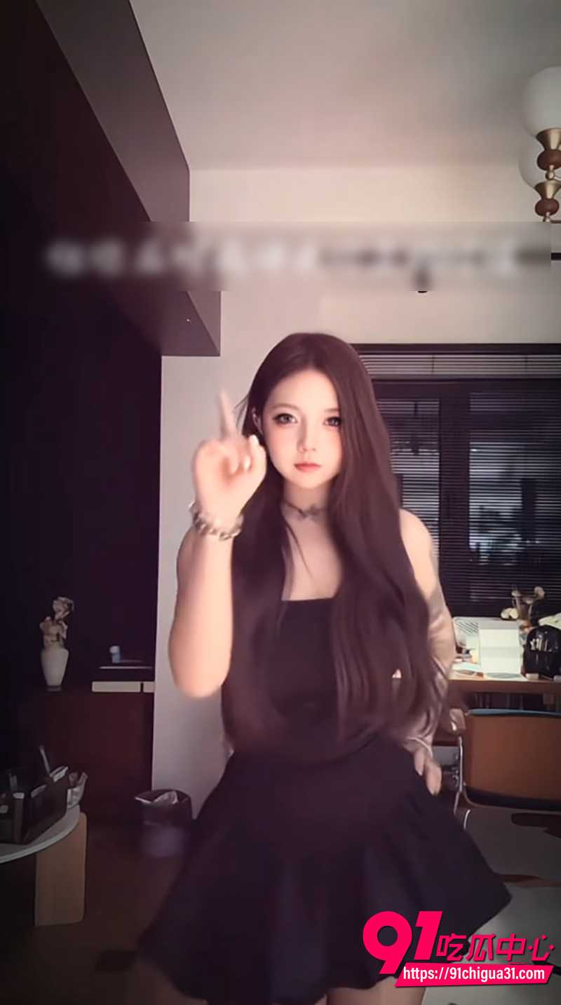 抖音60万粉丝网红成美男  4