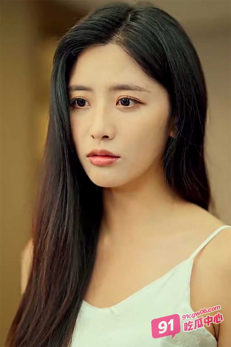 每日短剧《无声之色》～年轻女艺术家与粉丝的擦边日常 居然这么炸？ 配图2