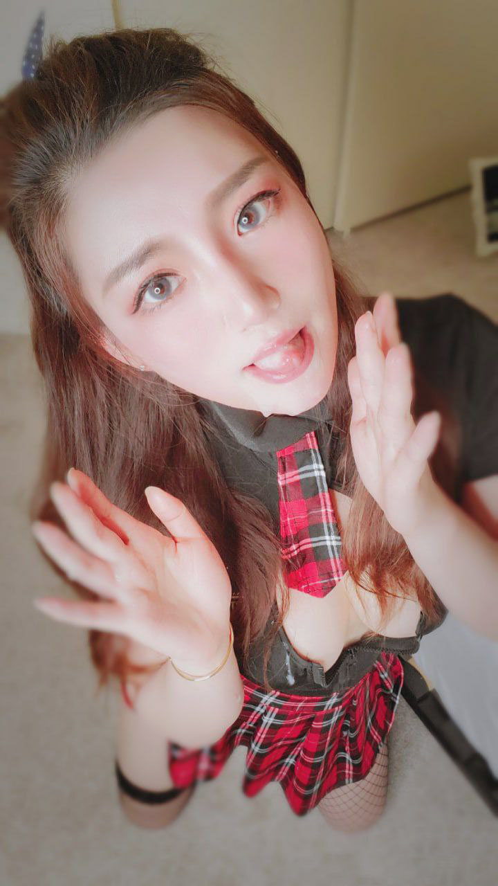 【国产流出】淫荡骚人妻"茉莉"和同事出轨在泳池饭店约会