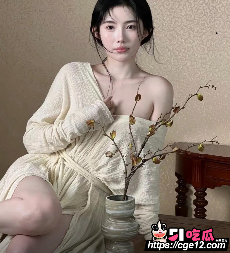 抖音网红是你的格格大闹机场02