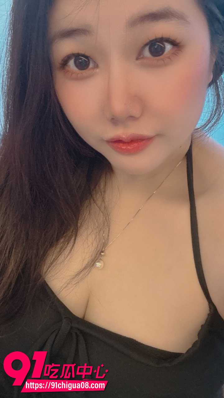江门38E爆乳人妻区淑欣约炮调教曝光3 江门38E爆乳人妻区淑欣约炮调教曝光3