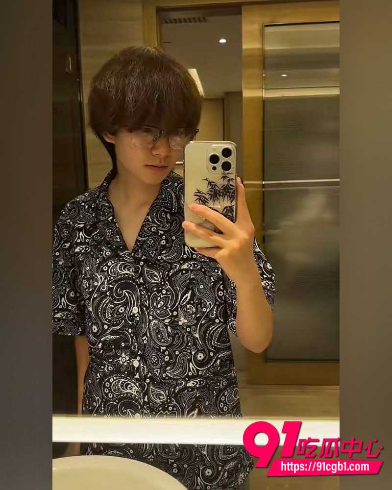抖音女网红Doors曝光徐胡墨桐 39 抖音女网红Doors曝光徐胡墨桐 39