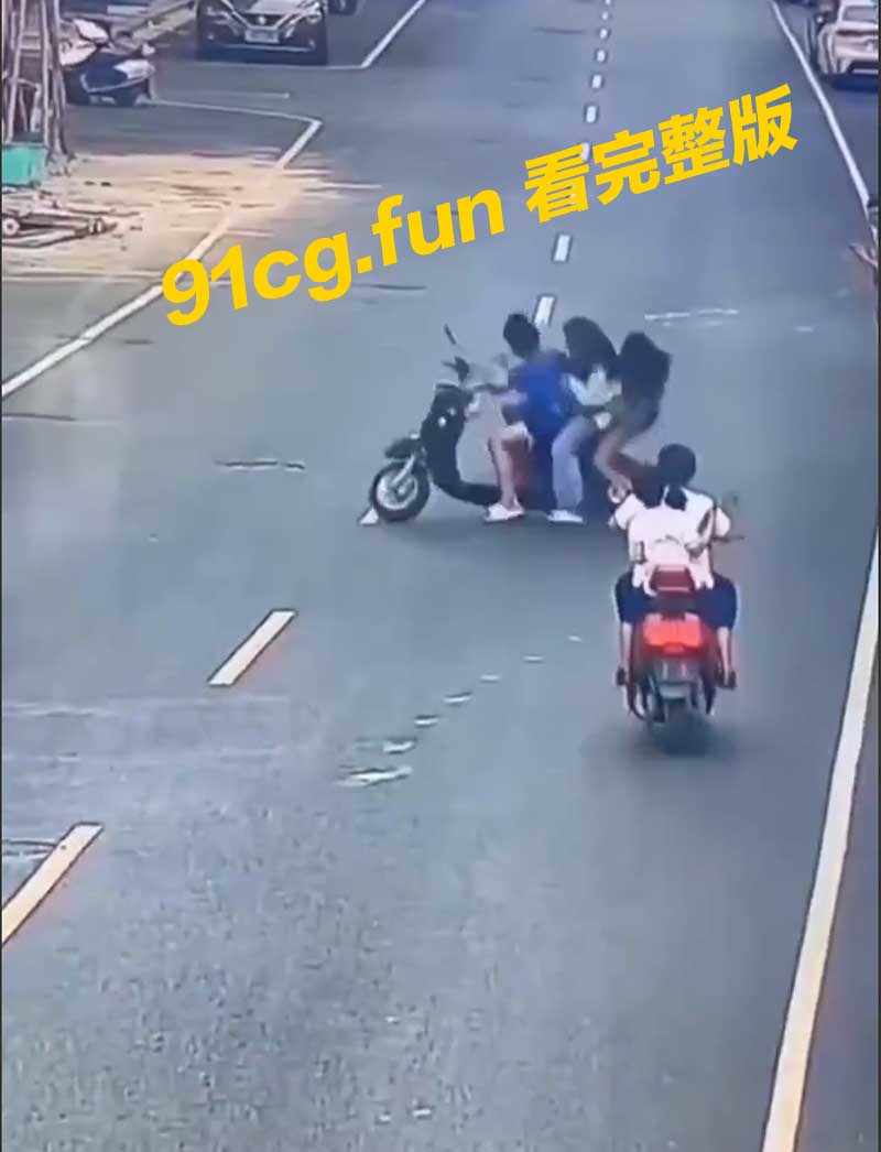 爆胎2.jpg