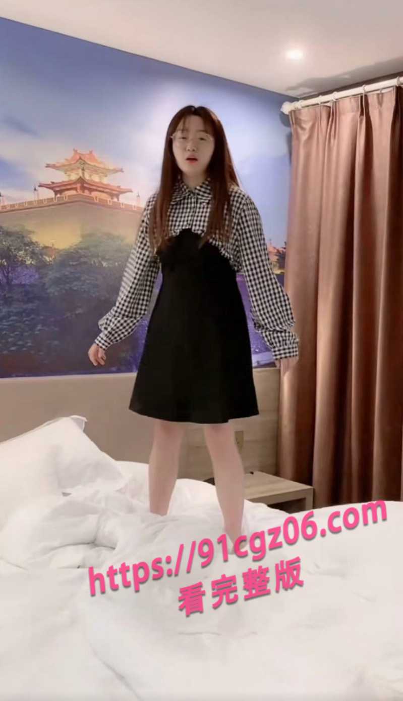 抖音网红赵小娜8素材水印版